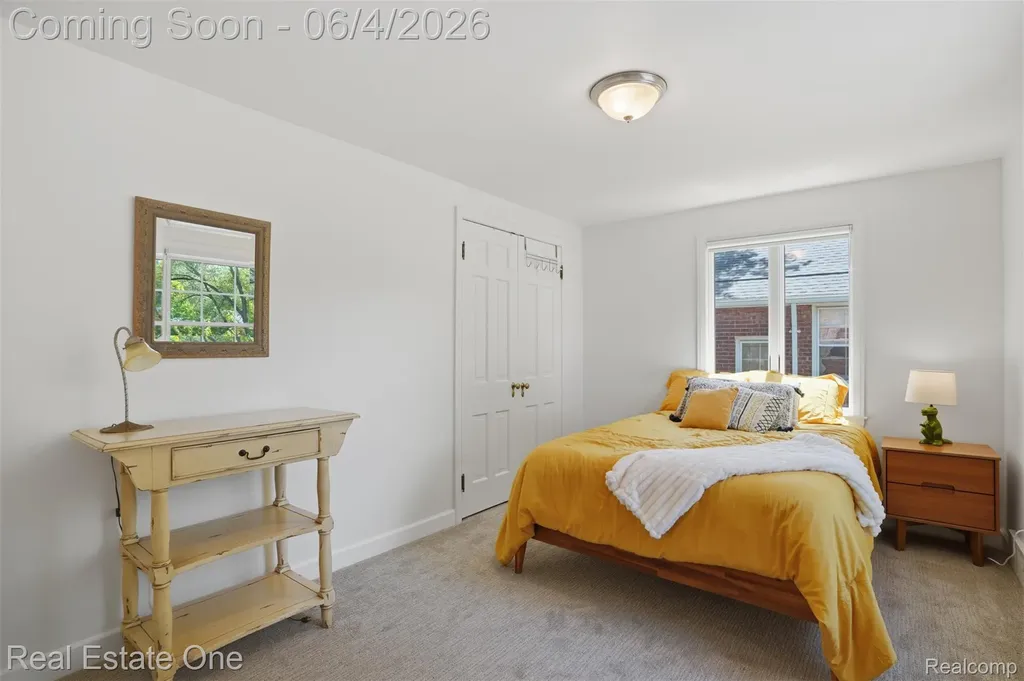 448 Allard Avenue Grosse Pointe Farms City MI 48236