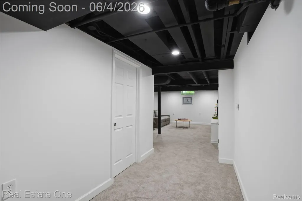448 Allard Avenue Grosse Pointe Farms City MI 48236