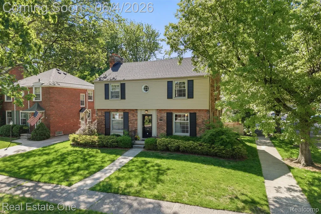 448 Allard Avenue Grosse Pointe Farms City MI 48236