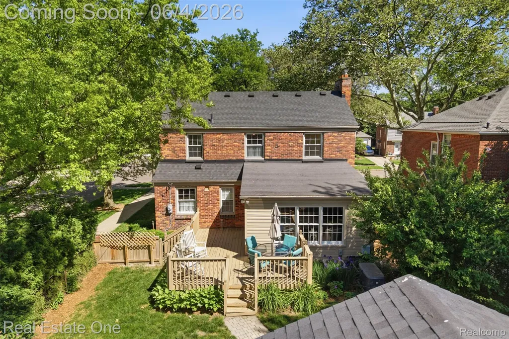 448 Allard Avenue Grosse Pointe Farms City MI 48236