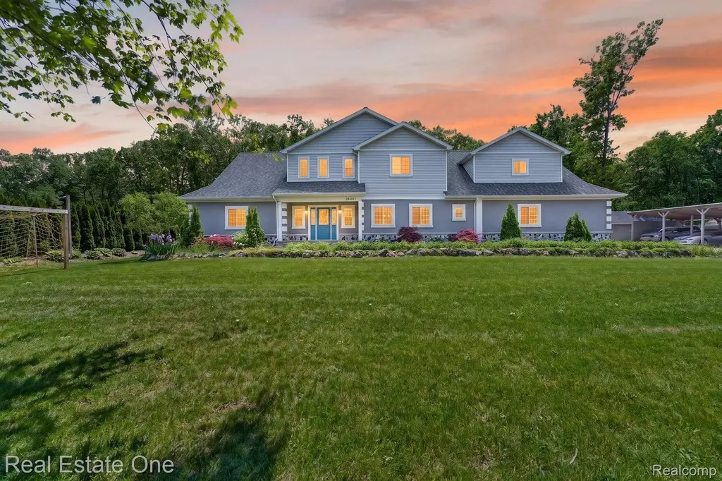 26987 Crawford Road Brownstown Charter Township MI 48174