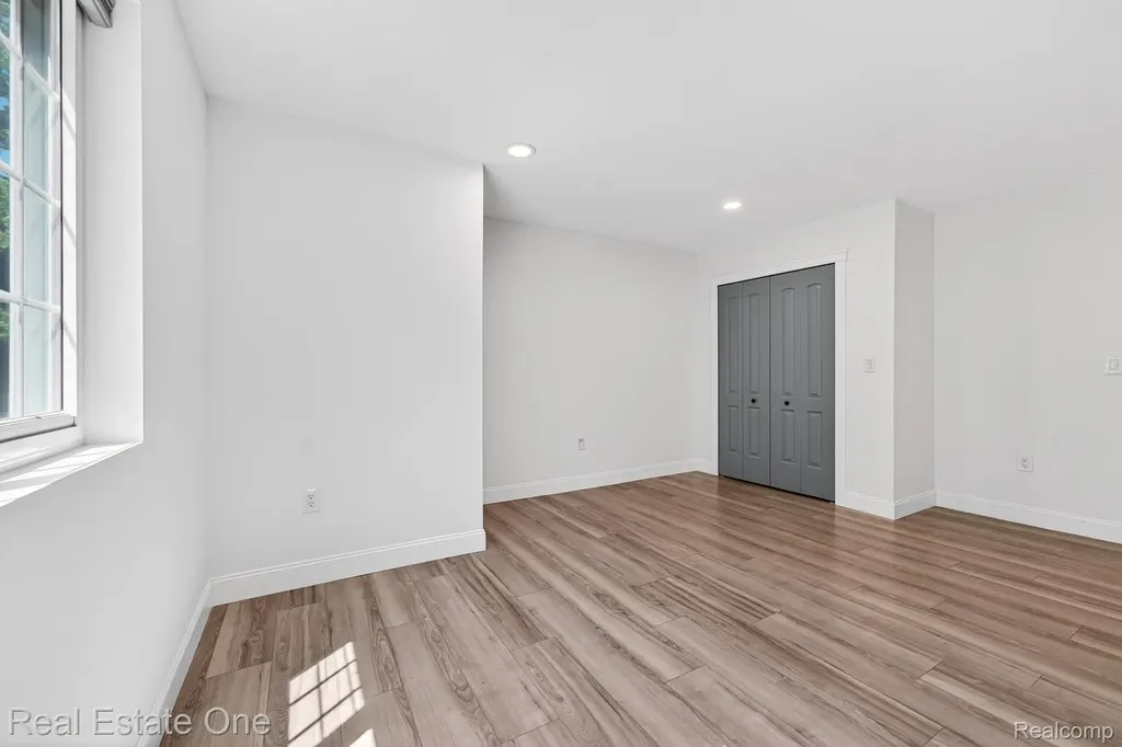 26987 Crawford Road Brownstown Charter Township MI 48174