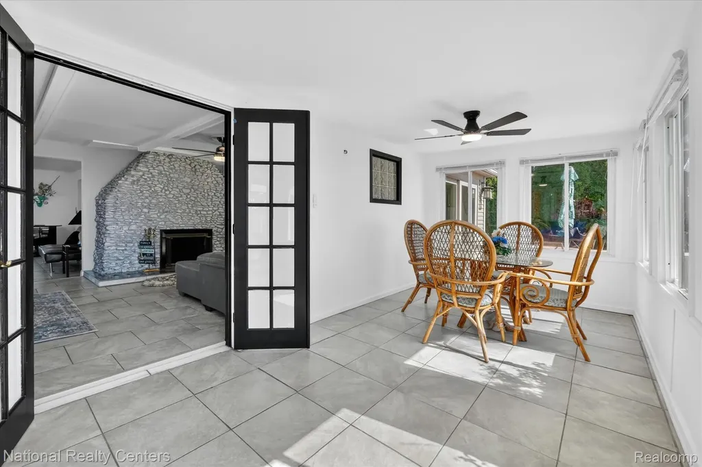 3946 Lakeshore Drive Frenchtown Township MI 48166