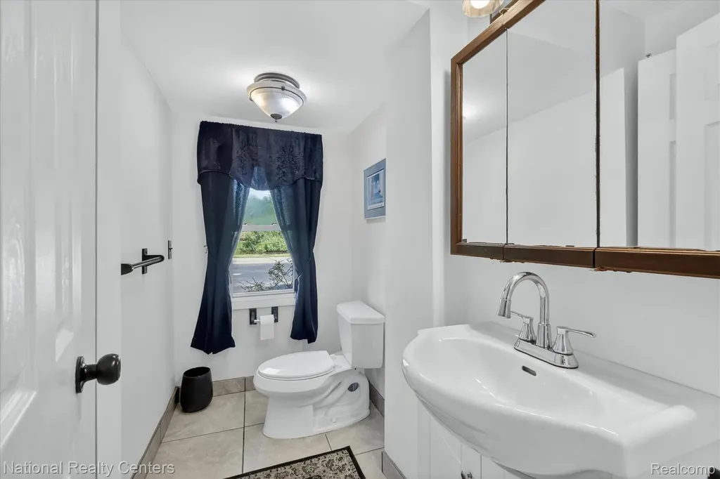 3946 Lakeshore Drive Frenchtown Township MI 48166