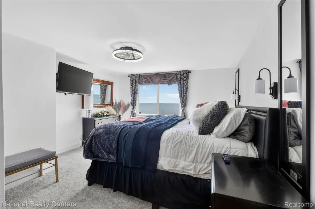 3946 Lakeshore Drive Frenchtown Township MI 48166