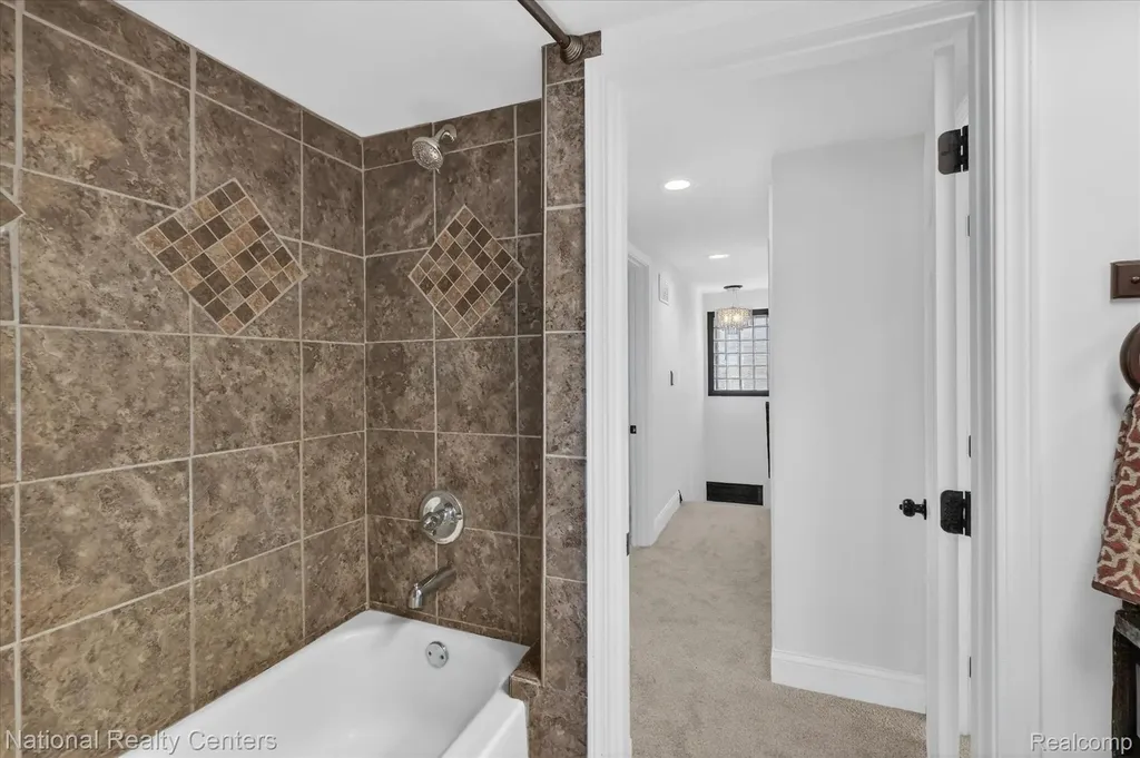 3946 Lakeshore Drive Frenchtown Township MI 48166