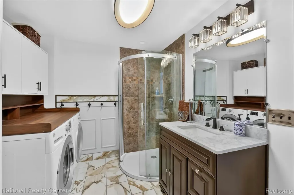 3946 Lakeshore Drive Frenchtown Township MI 48166