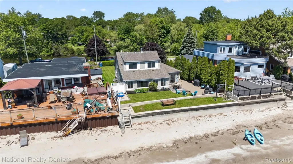 3946 Lakeshore Drive Frenchtown Township MI 48166