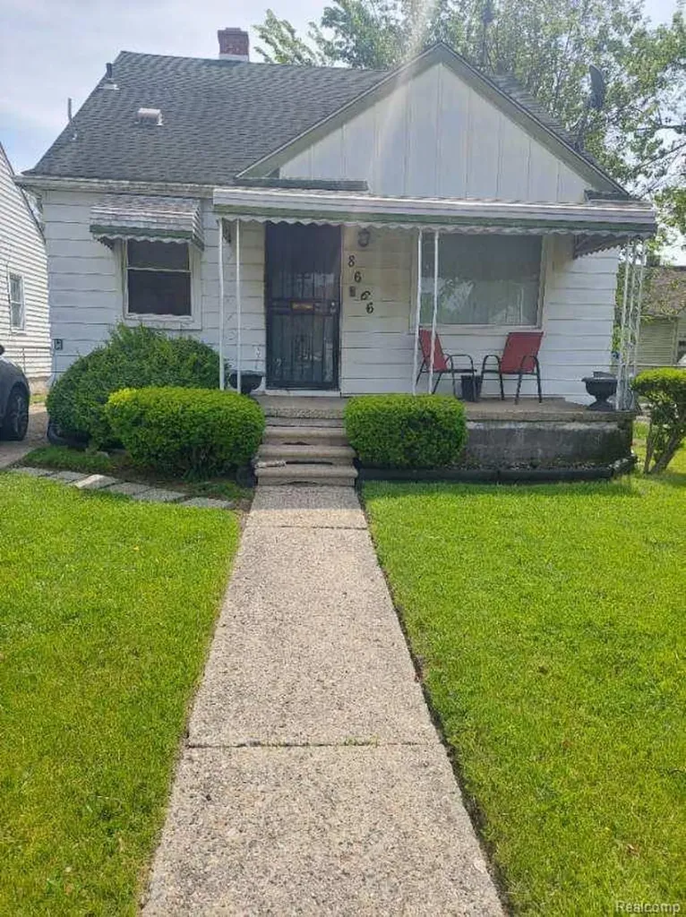 8666 Patton Street Detroit City MI 48228