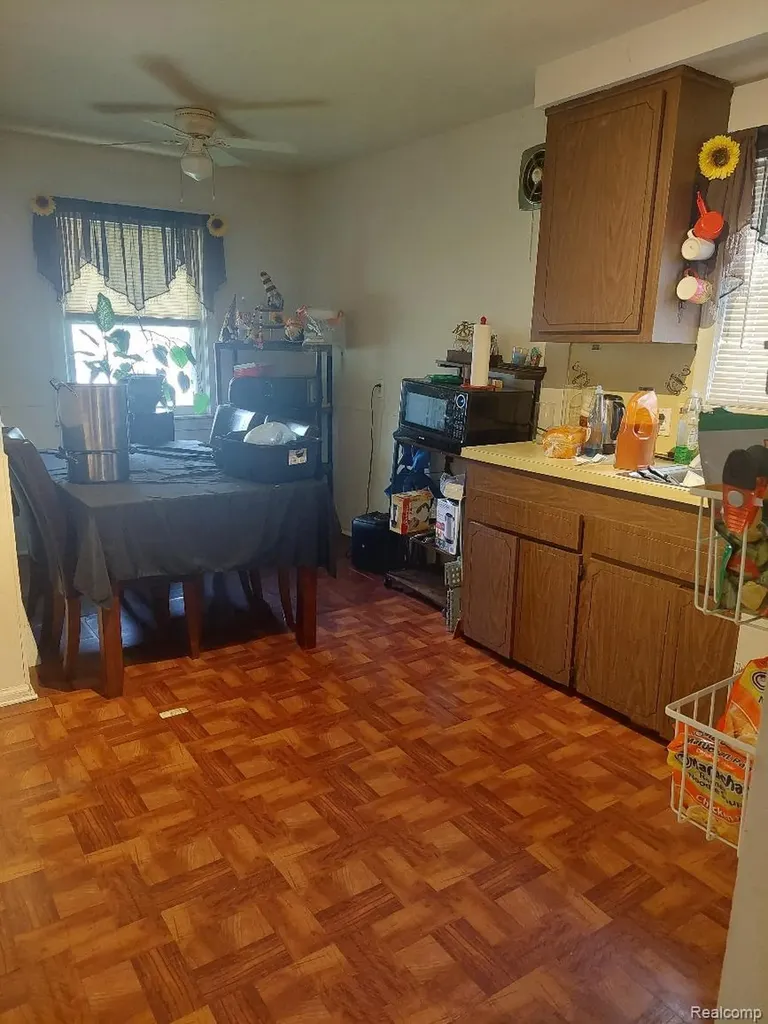 8666 Patton Street Detroit City MI 48228