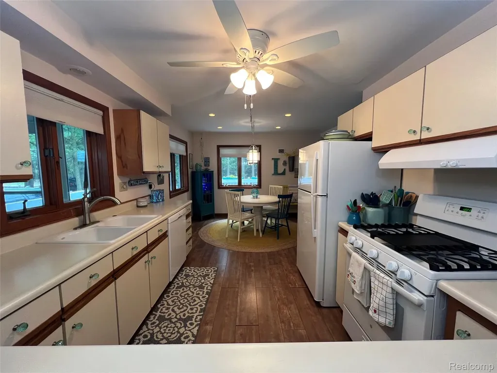 9058 W Chippewa Trail Benona Township MI 49455
