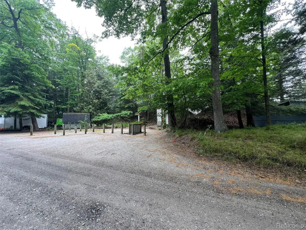 9058 W Chippewa Trail Benona Township MI 49455