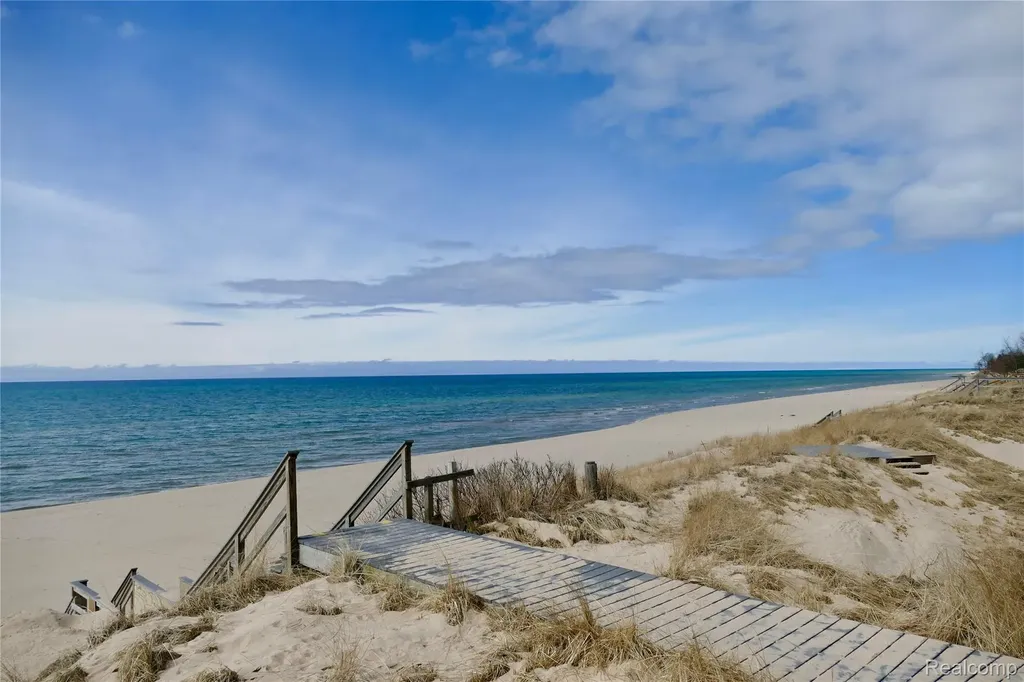 9058 W Chippewa Trail Benona Township MI 49455