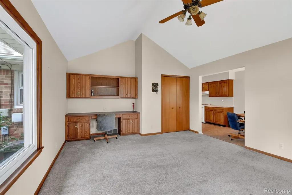 2400 Derby Road Birmingham City MI 48009