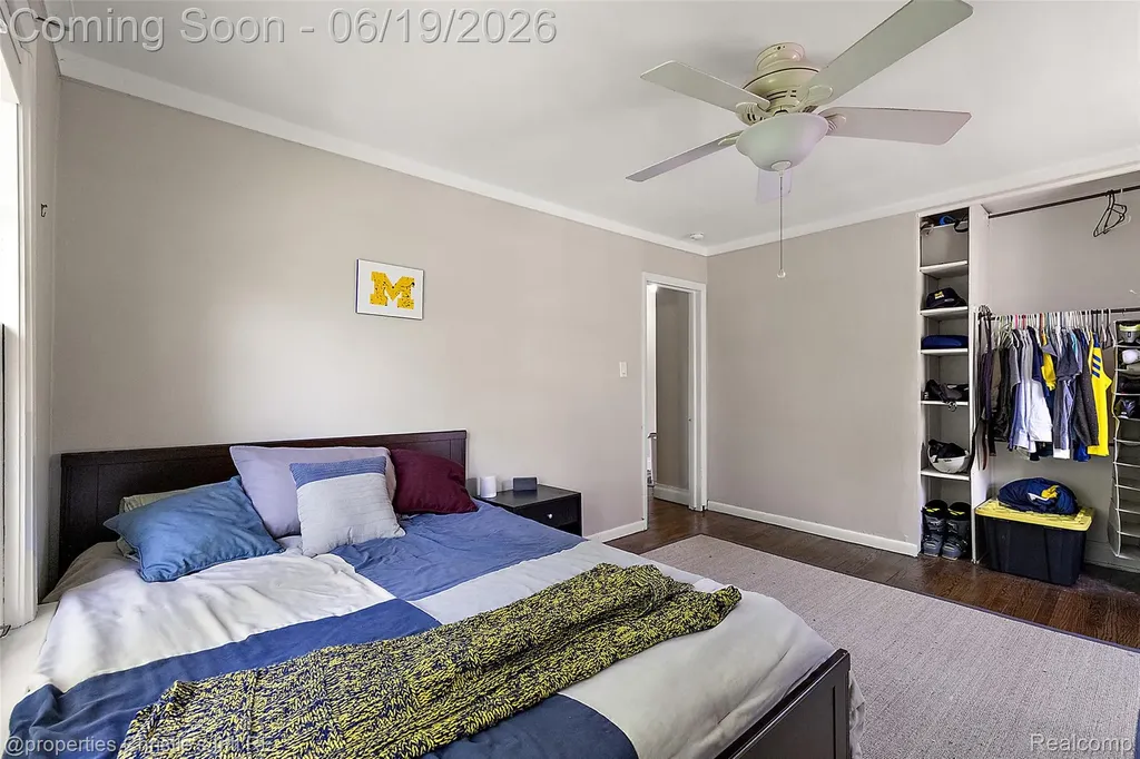 1251 Bishop Road Grosse Pointe Park City MI 48230