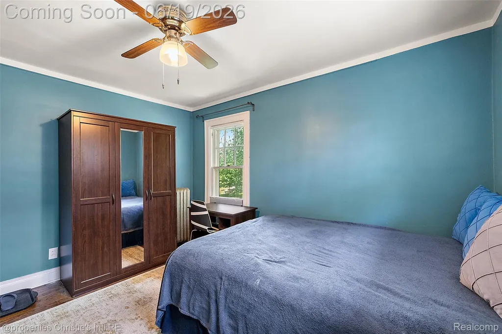 1251 Bishop Road Grosse Pointe Park City MI 48230