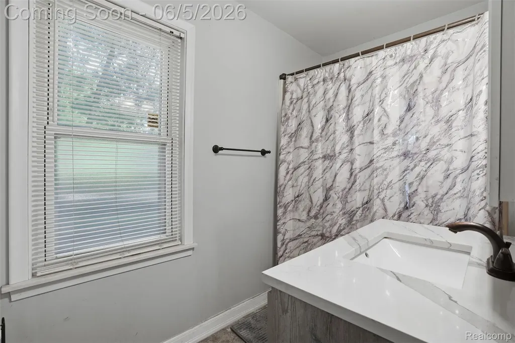 7085 Colony Drive West Bloomfield Charter Township MI 48323