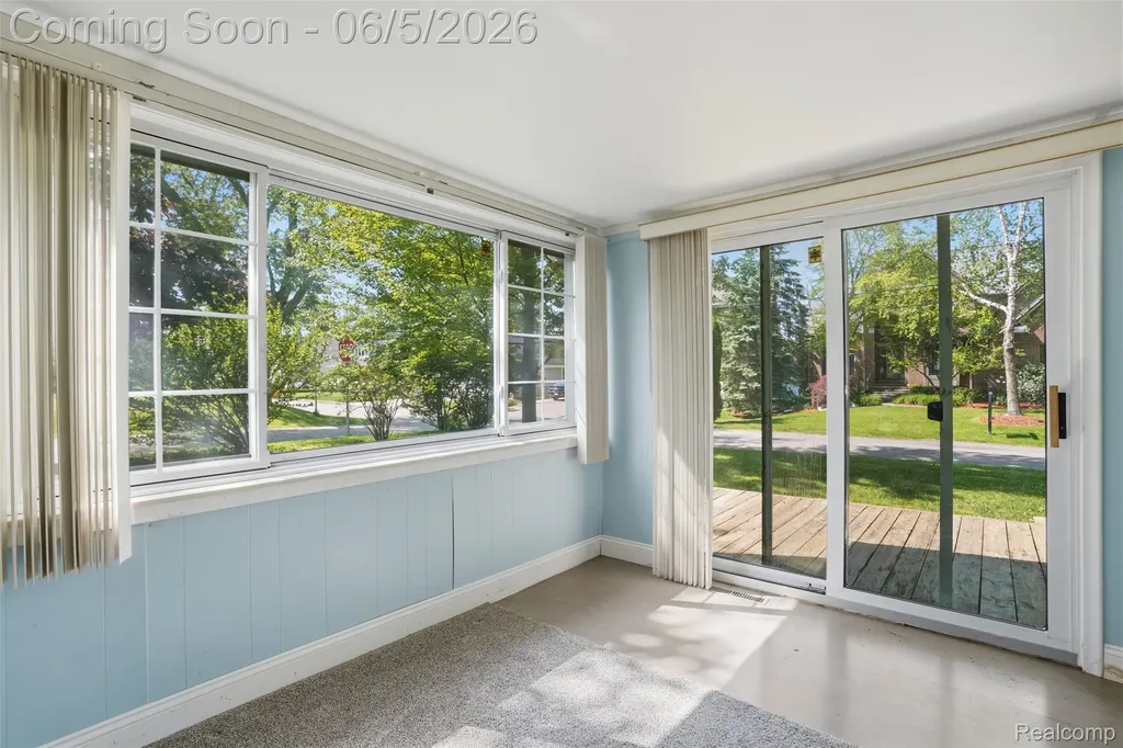 7085 Colony Drive West Bloomfield Charter Township MI 48323