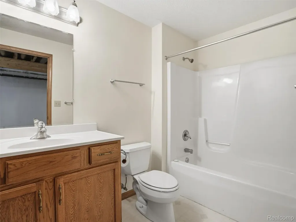 12121 Ladd Road Norvell Township MI 49230
