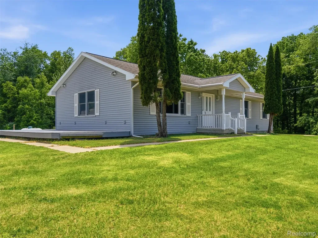 12121 Ladd Road Norvell Township MI 49230