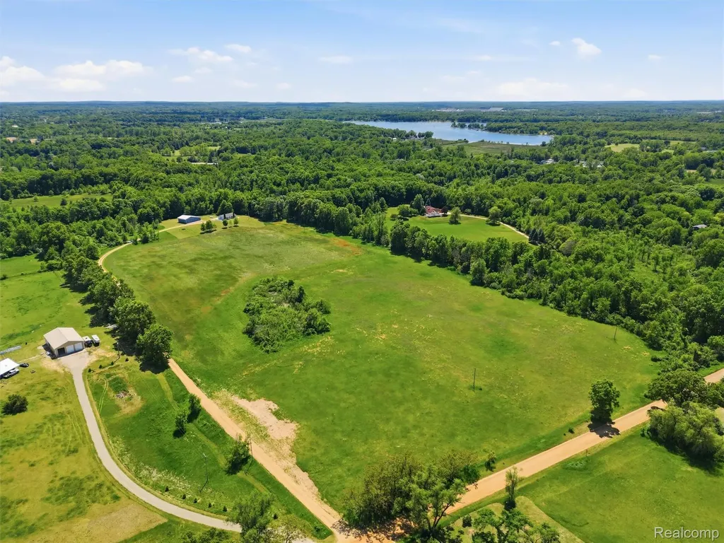 12121 Ladd Road Norvell Township MI 49230