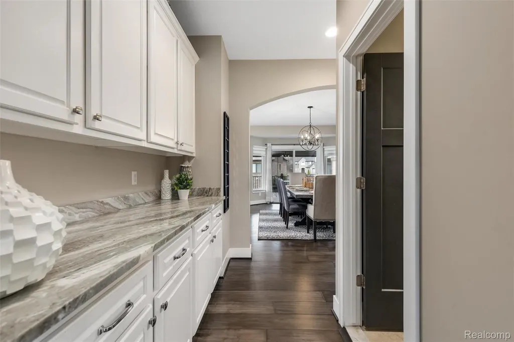 21924 E Majestic Drive Macomb Township MI 48044