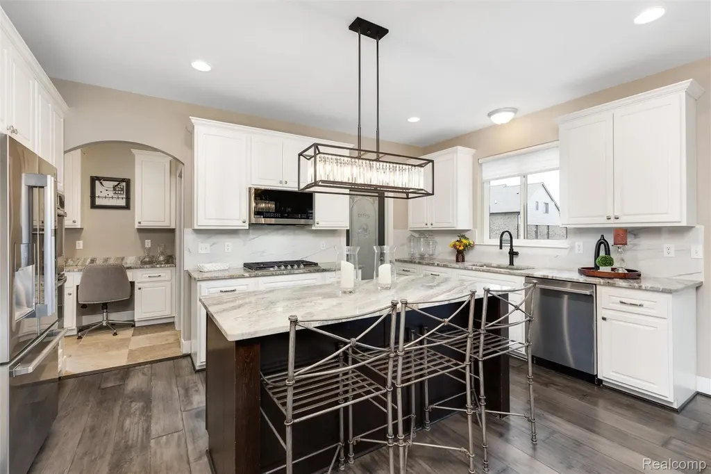 21924 E Majestic Drive Macomb Township MI 48044