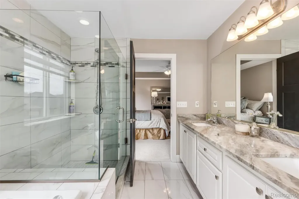 21924 E Majestic Drive Macomb Township MI 48044