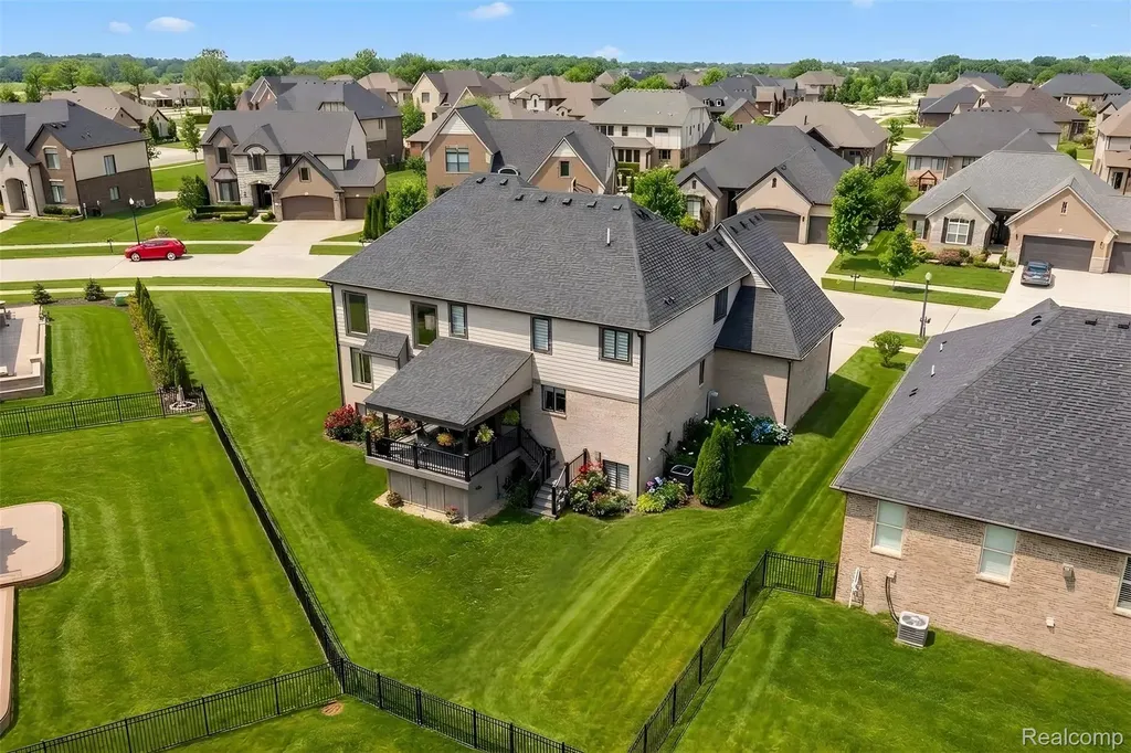 21924 E Majestic Drive Macomb Township MI 48044
