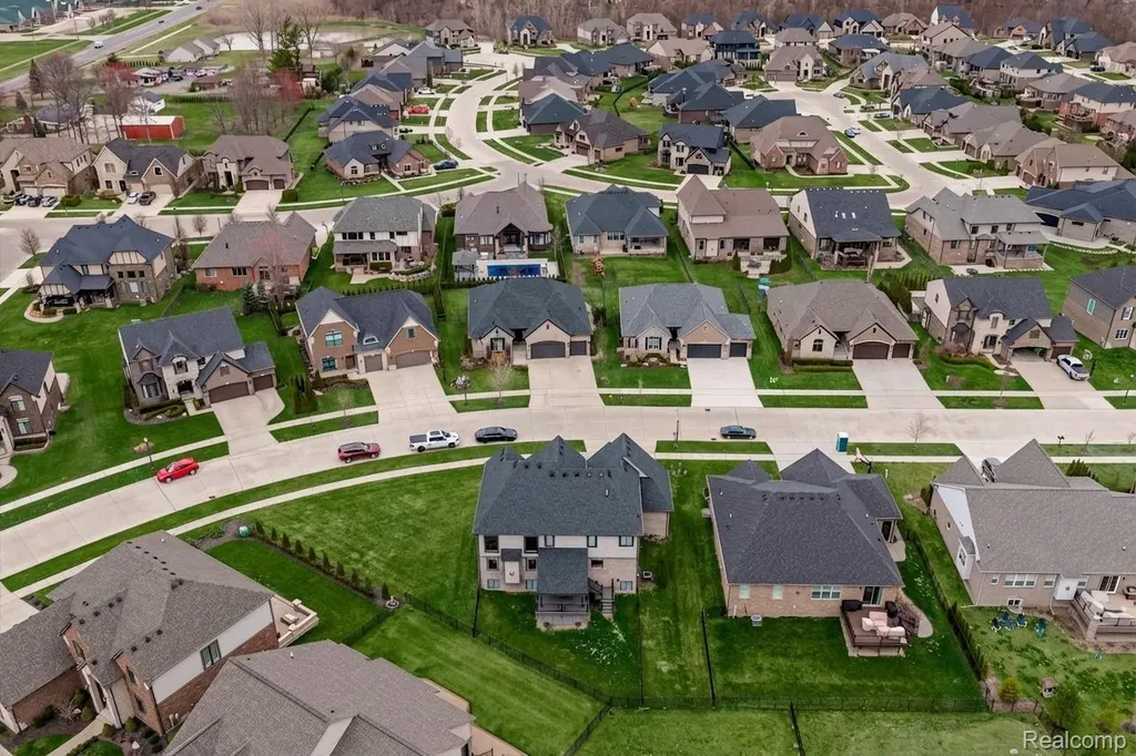 21924 E Majestic Drive Macomb Township MI 48044
