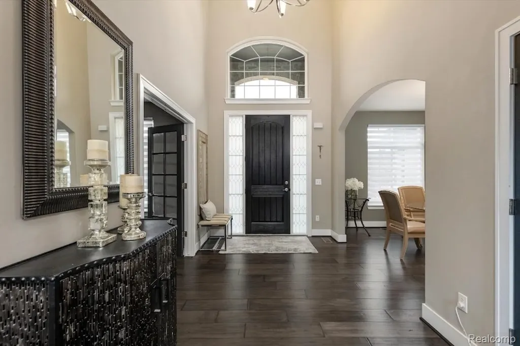 21924 E Majestic Drive Macomb Township MI 48044