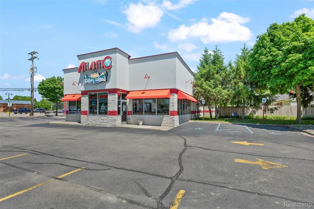 42922 Van Dyke Avenue Sterling Heights City MI 48314