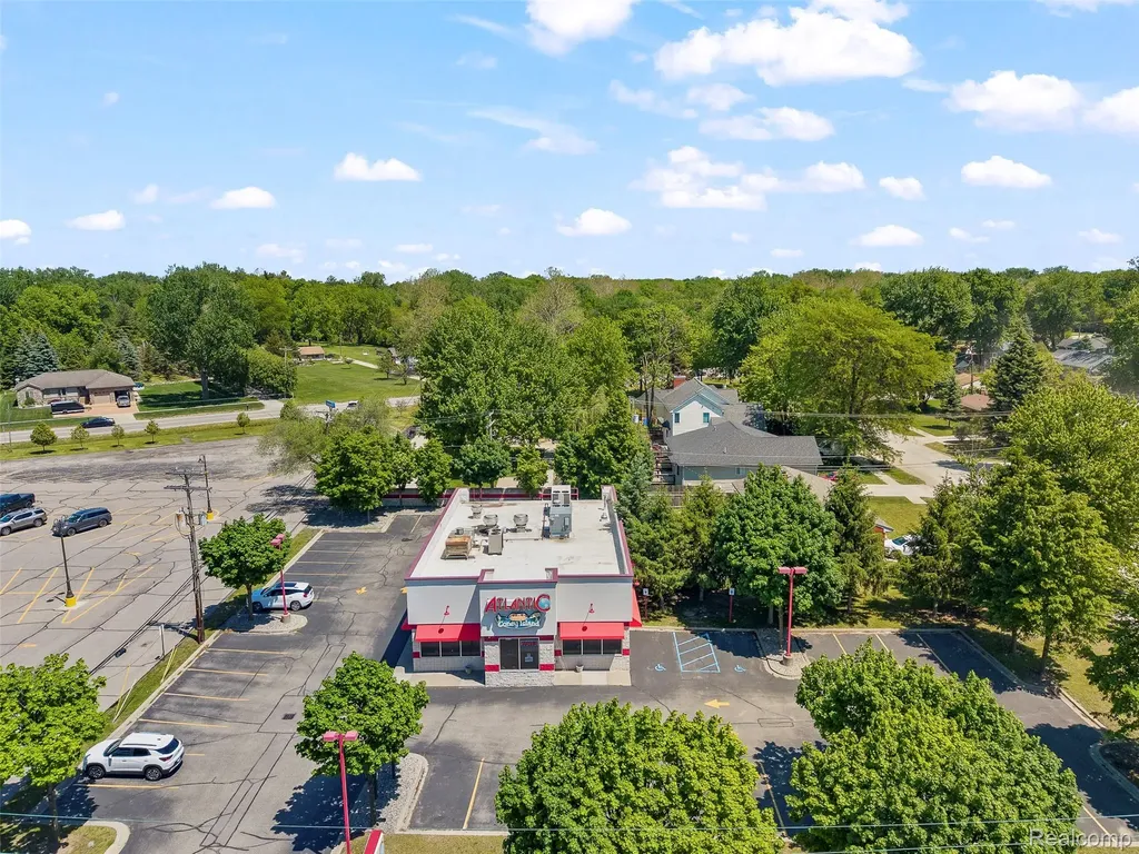 42922 Van Dyke Avenue Sterling Heights City MI 48314