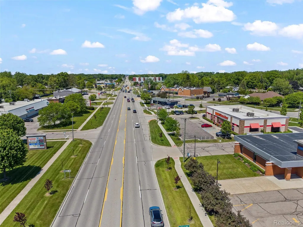 42922 Van Dyke Avenue Sterling Heights City MI 48314
