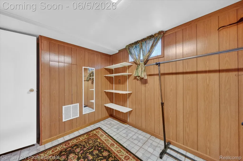 3457 Woodside Street Dearborn City MI 48124