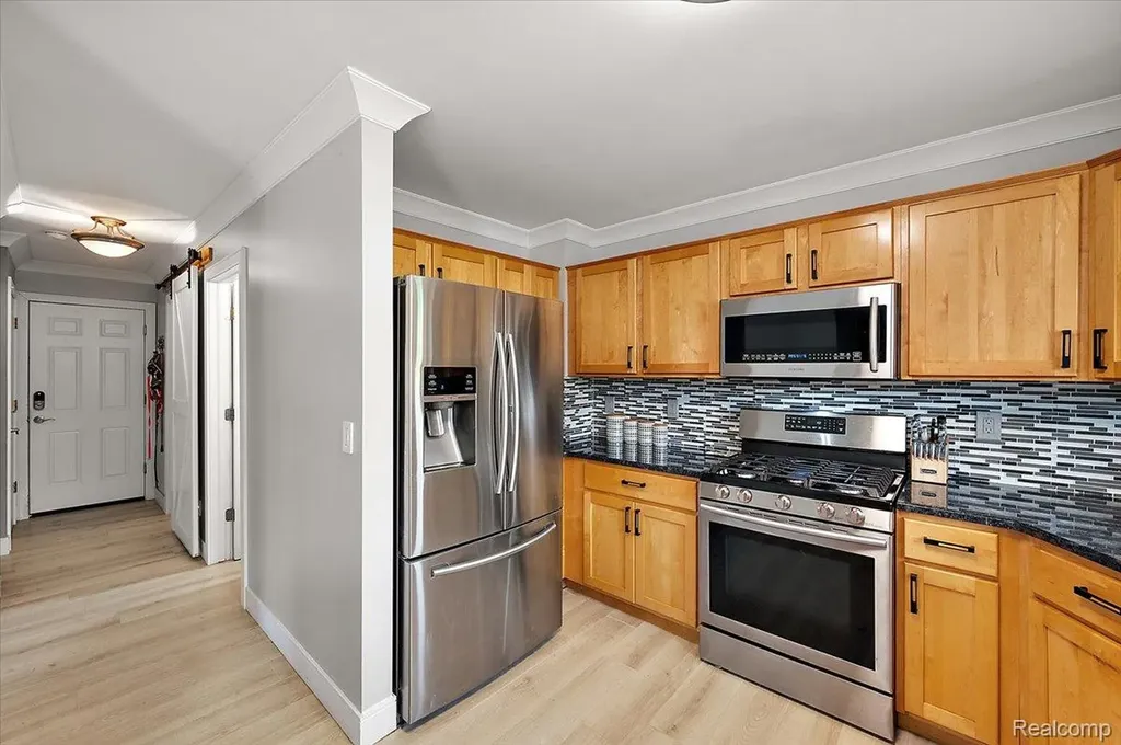 48037 Lafayette Drive Macomb Township MI 48044