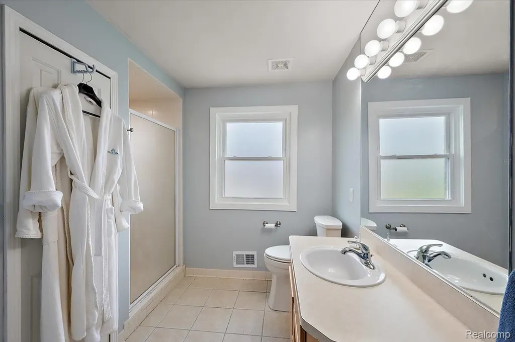 48037 Lafayette Drive Macomb Township MI 48044