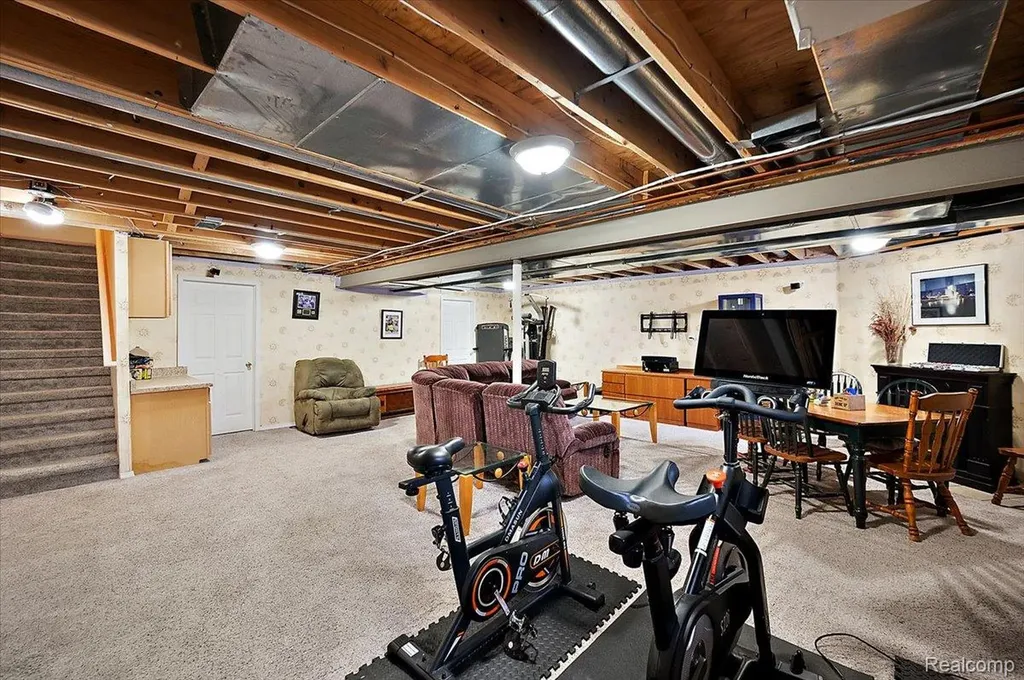 48037 Lafayette Drive Macomb Township MI 48044