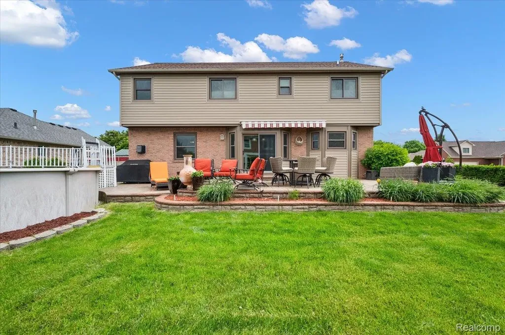 48037 Lafayette Drive Macomb Township MI 48044