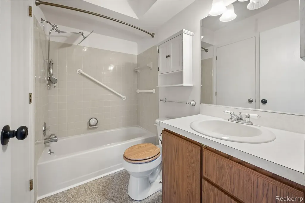 11830 Shenandoah Drive Green Oak Township MI 48178