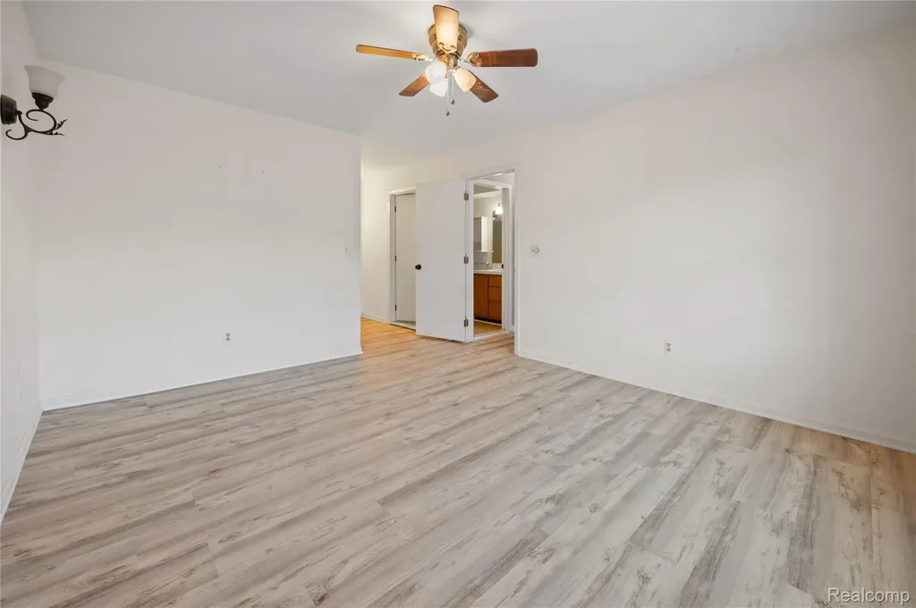 11830 Shenandoah Drive Green Oak Township MI 48178