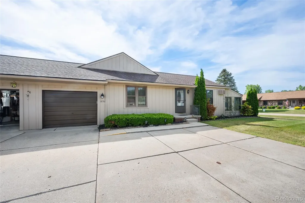 11830 Shenandoah Drive Green Oak Township MI 48178