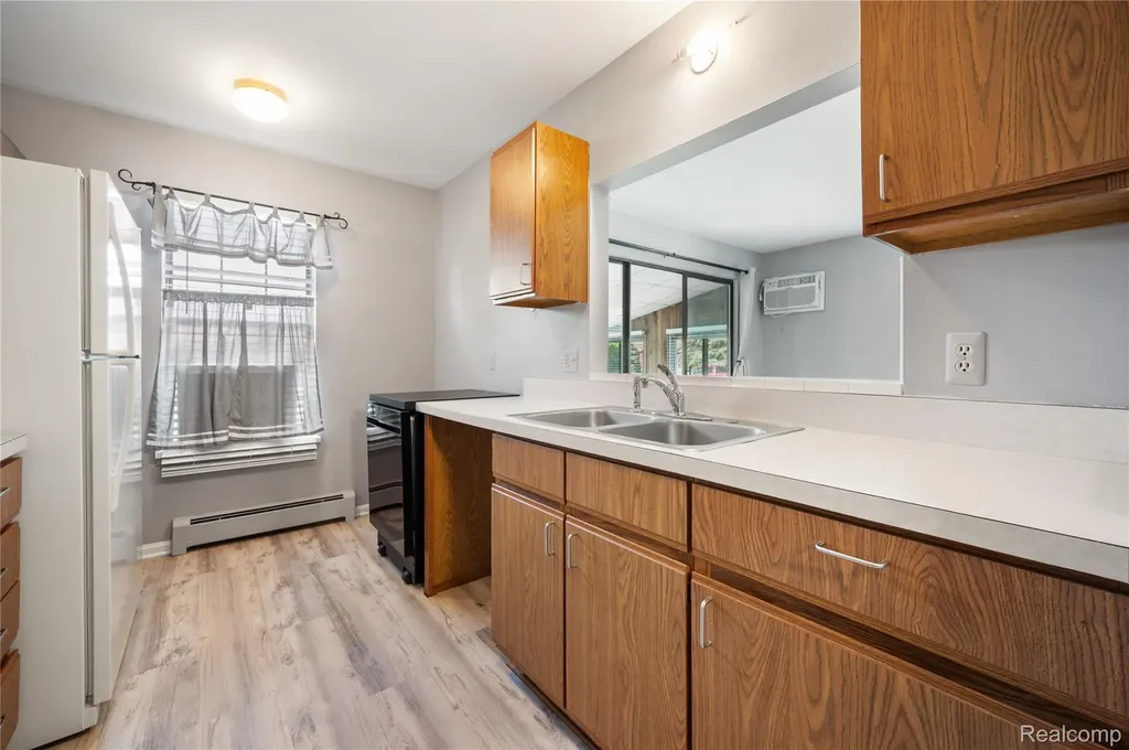 11830 Shenandoah Drive Green Oak Township MI 48178