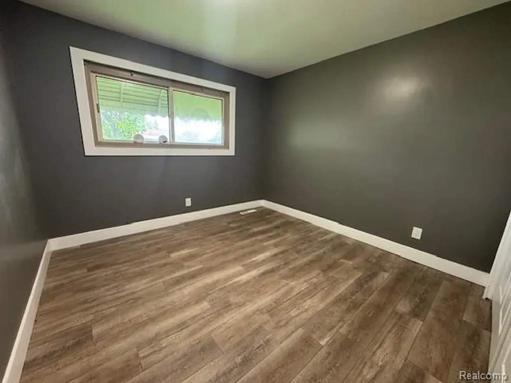 1622 W Home Avenue Flint City MI 48504