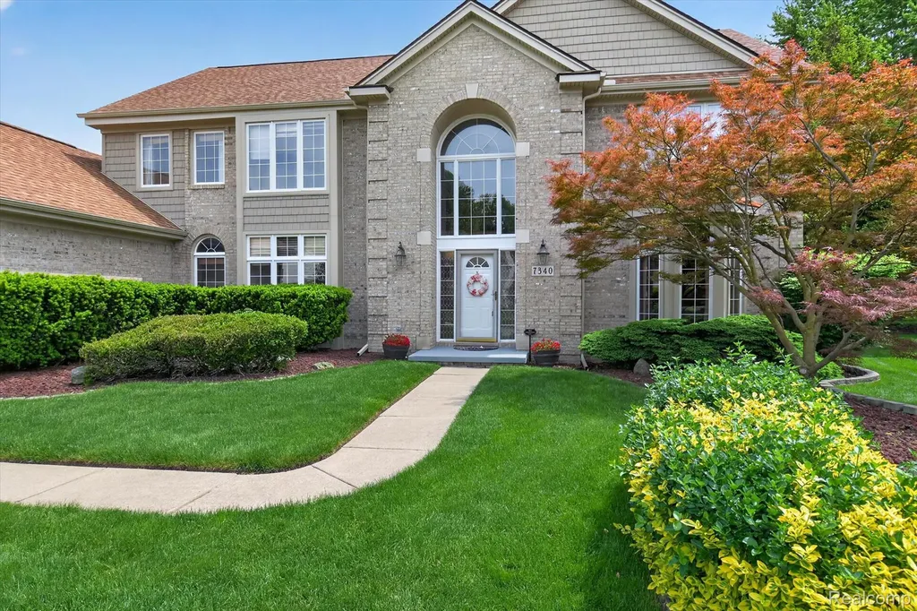 7340 Briargate Drive Canton Charter Township MI 48187