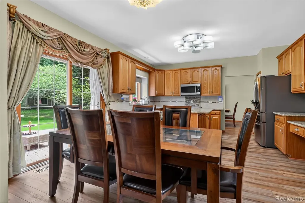 7340 Briargate Drive Canton Charter Township MI 48187