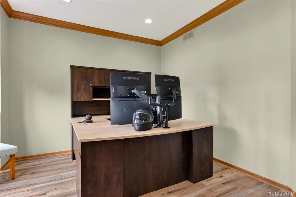 7340 Briargate Drive Canton Charter Township MI 48187