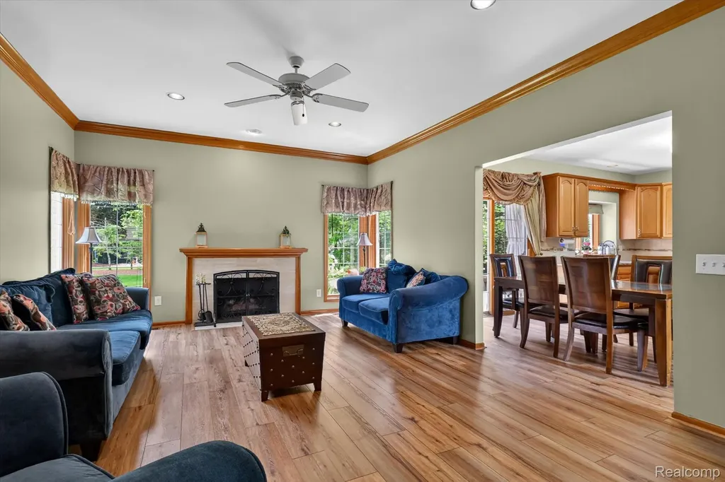 7340 Briargate Drive Canton Charter Township MI 48187
