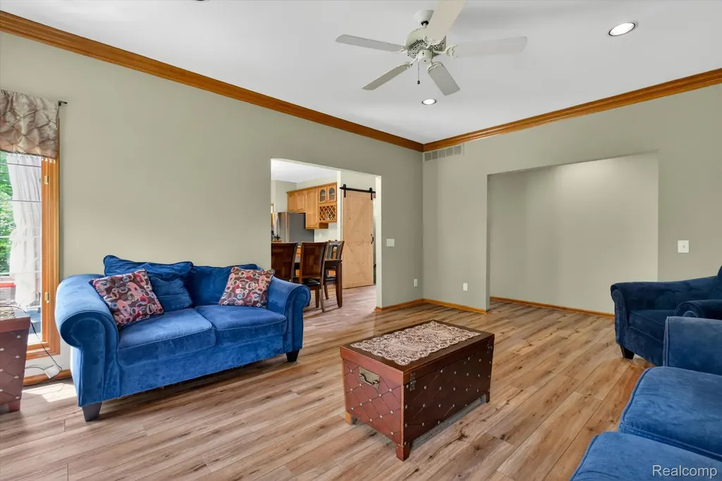 7340 Briargate Drive Canton Charter Township MI 48187