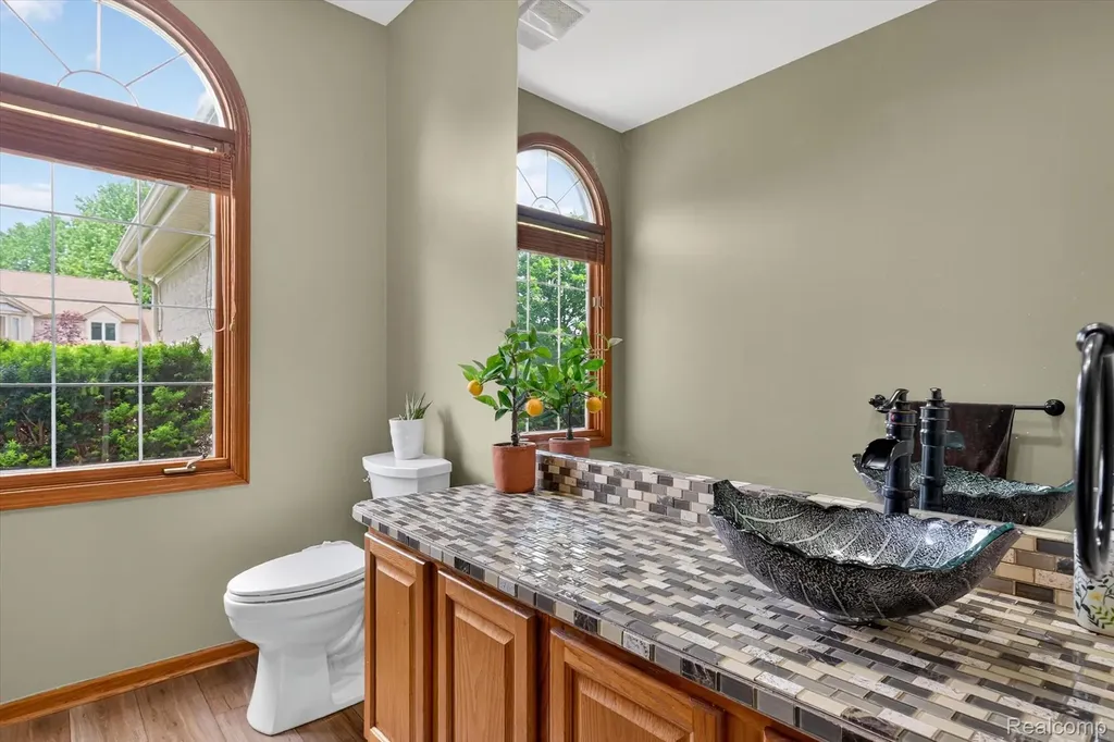 7340 Briargate Drive Canton Charter Township MI 48187